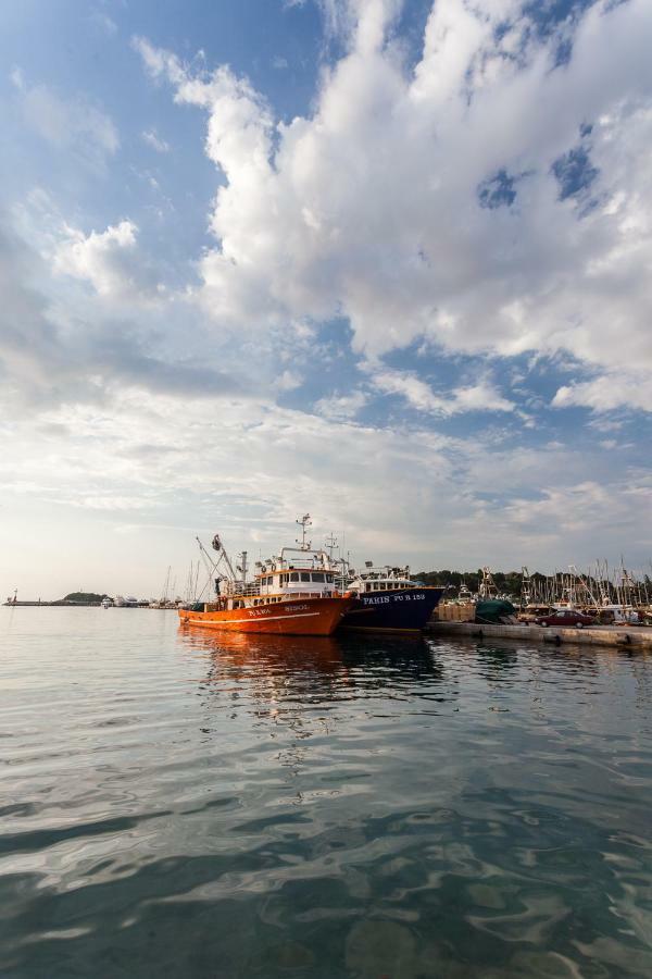 ורסאר Guesthouse Galeb מראה חיצוני תמונה