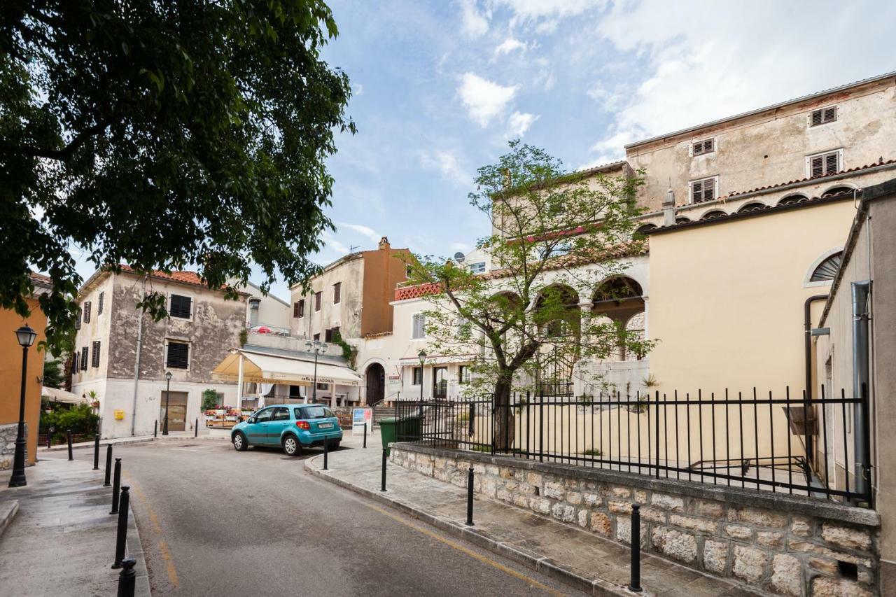 ורסאר Guesthouse Galeb מראה חיצוני תמונה